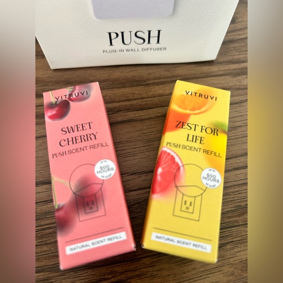 Jilly Box Vitruvi: Push Plug-In Wall Diffuser With 2 Scents - Picture 7 of 8